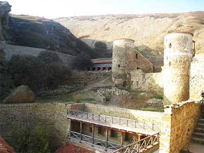 Manastir.Karpi.jpg Manastir.Karpi.jpg